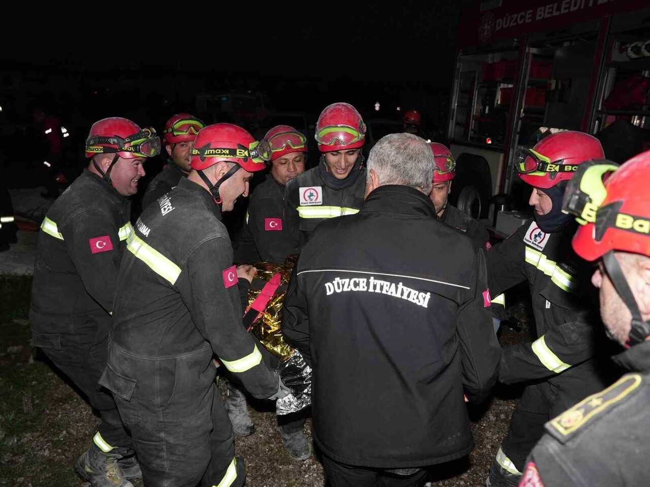 DÜZCE BELEDİYESİ İTFAİYE MÜDÜRLÜĞÜ, AFETLERE HAZIRLIK KAPSAMINDA TÜM PERSONELİN KATILIMIYLA ÜÇ GÜN...