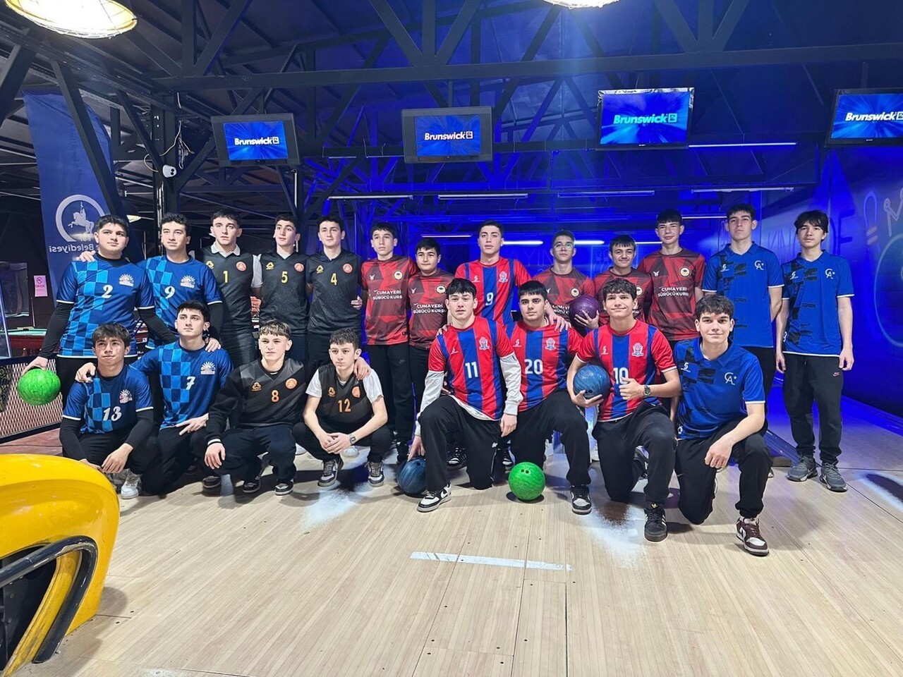 DÜZCE’DE OKUL SPORLARI GENÇLER BOWLİNG MÜSABAKALARINA 13 TAKIM KATILIM SAĞLADI.