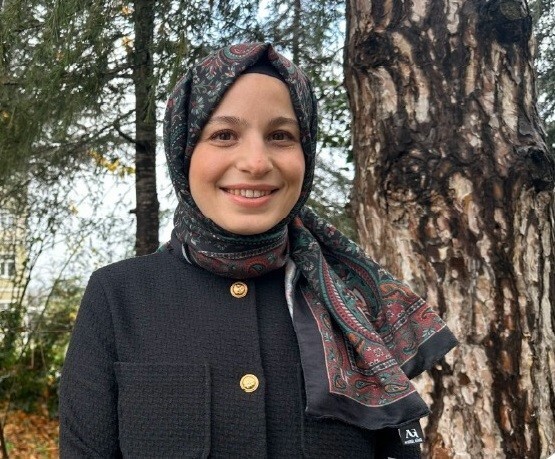 DÜZCE ÜNİVERSİTESİ FEN EDEBİYAT FAKÜLTESİ TARİH BÖLÜMÜ DR. ÖĞR. ÜYESİ EMİNE ŞAHİN...