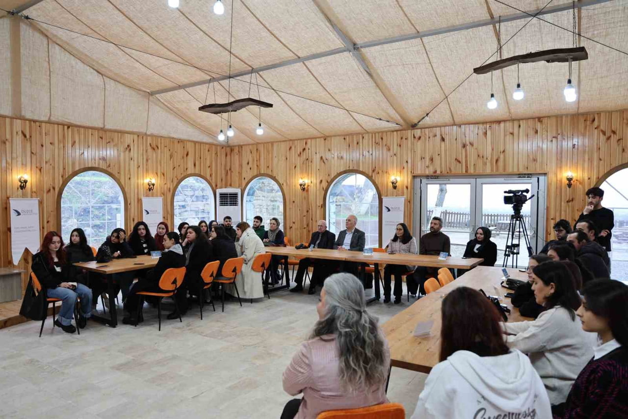 DÜZCE ÜNİVERSİTESİ, YÜKSEKÖĞRETİM KURULU BAŞKANI PROF. DR. EROL ÖZVAR’IN ÖNCÜLÜĞÜNDE BAŞLATILAN VE...