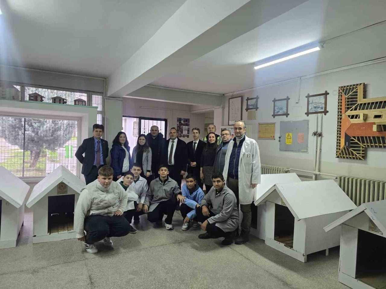 EDİRNE'DE MESLEK LİESİLER, EMİNE ERDOĞAN'IN HİMAYELERİNDE YÜRÜTÜLEN SIFIR ATIK PROJESİ...