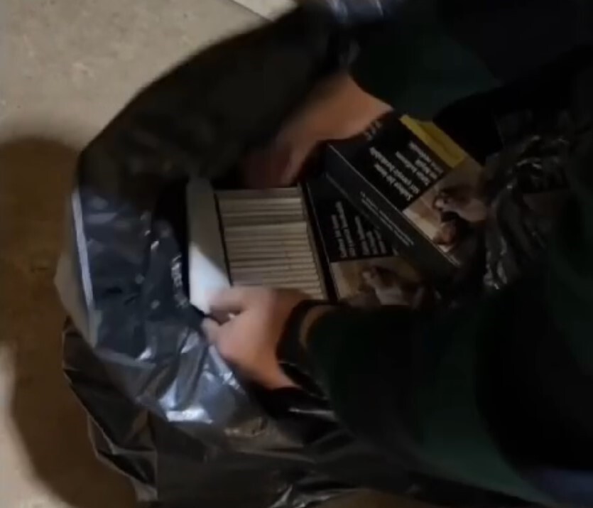 EFELER’DE KAÇAK SİGARA OPERASYONU: 2 GÖZALTI