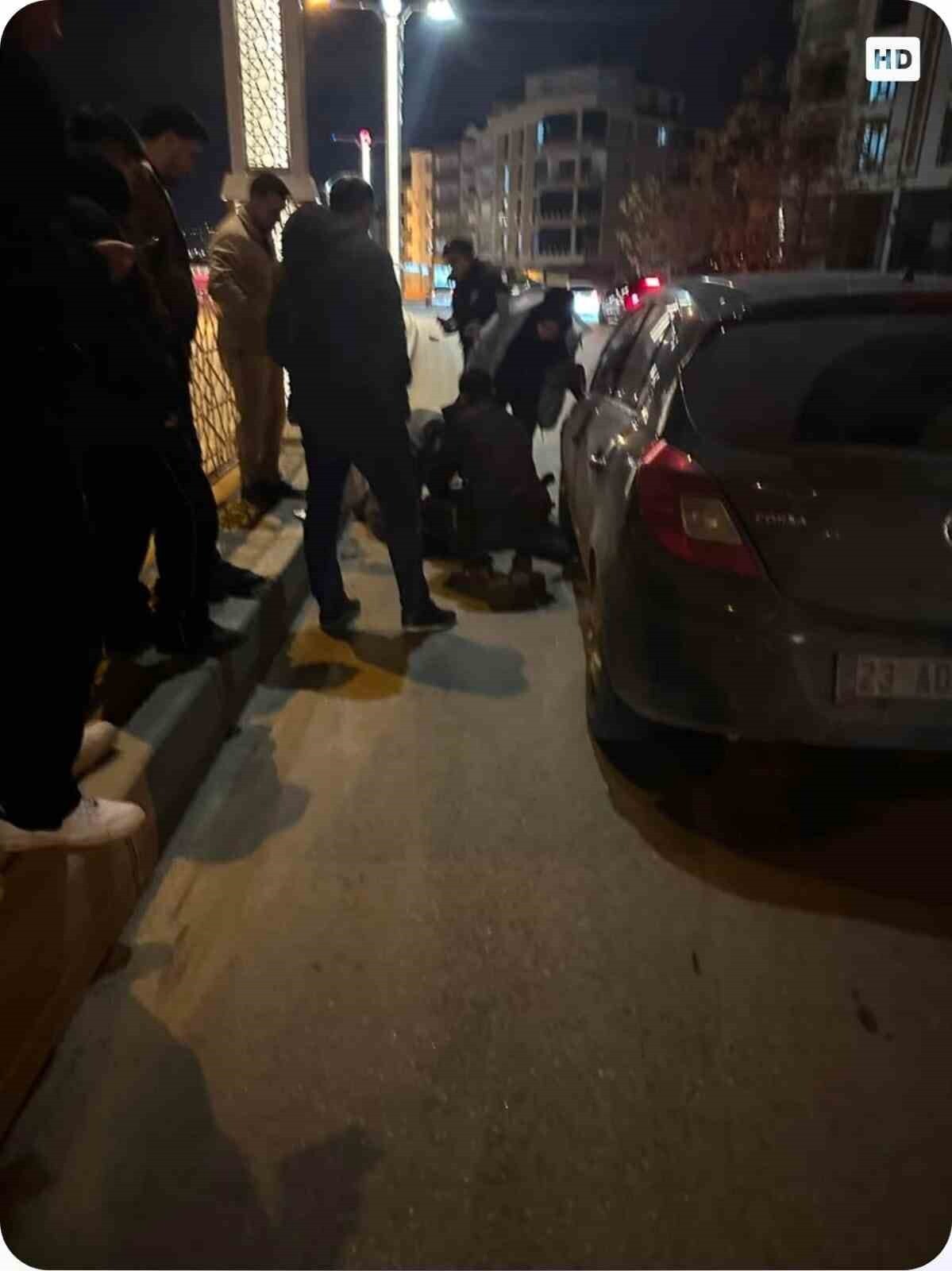 ELAZIĞ’DA YOLUN KARŞISINA GEÇMEK İSTERKEN OTOMOBİLİN ÇARPTIĞI MUSTAFA DEMİREL HAYATINI...