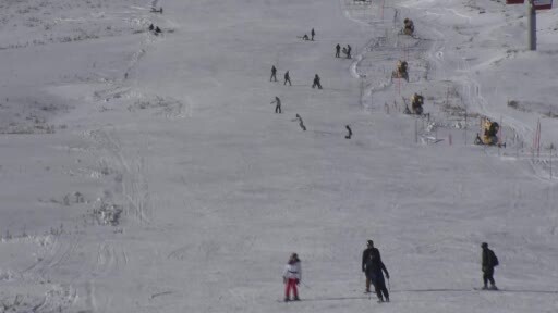 Erciyes'te kayak sezonu açıldı, kayakseverler pistlere akın etti