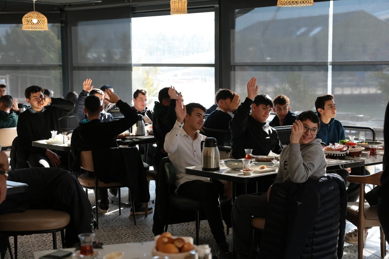 ERZİNCAN VALİSİ HAMZA AYDOĞDU, VALİ YARDIMCISI MEHMET EMRE CANPOLAT, İL MİLLÎ EĞİTİM MÜDÜRÜ HACI...