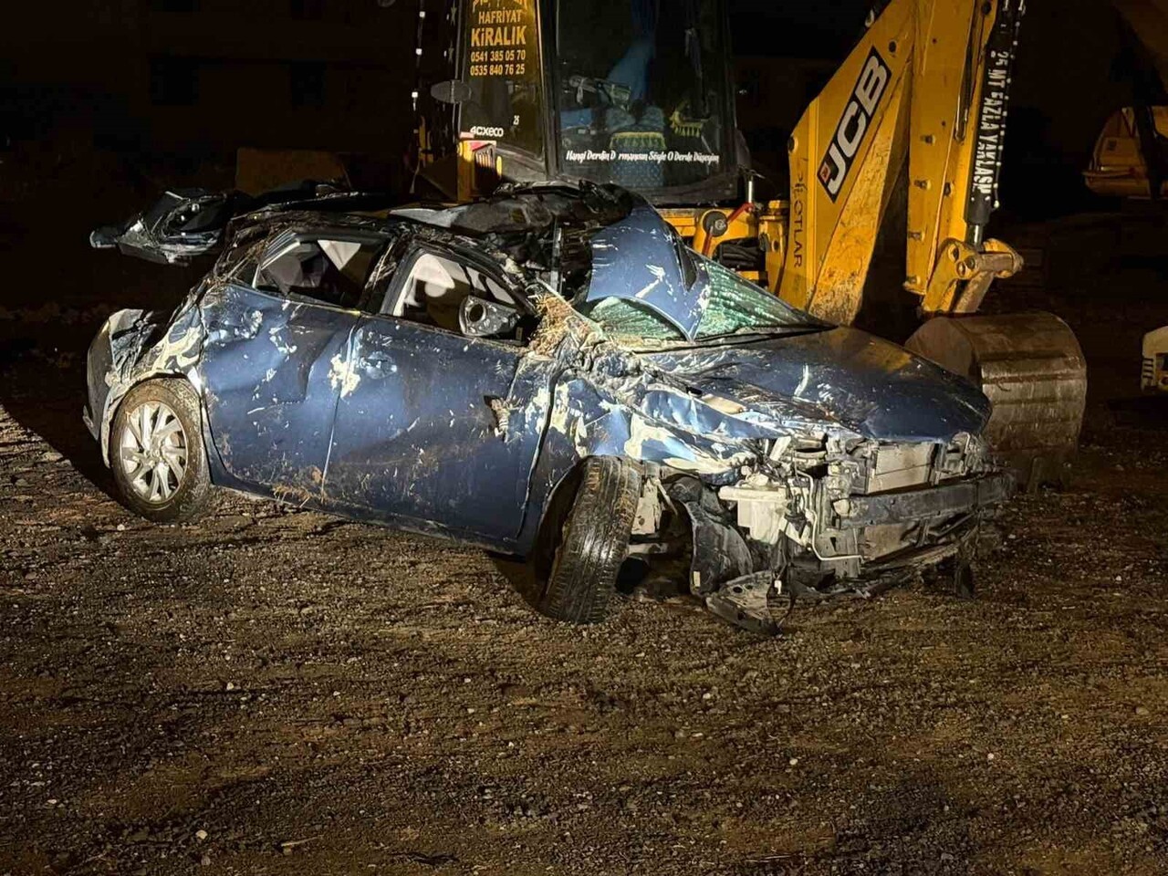 ERZURUM’UN KARAYAZI İLÇESİNDE MEYDANA GELEN TRAFİK KAZASINDA 3 KİŞİ YARALANDI.