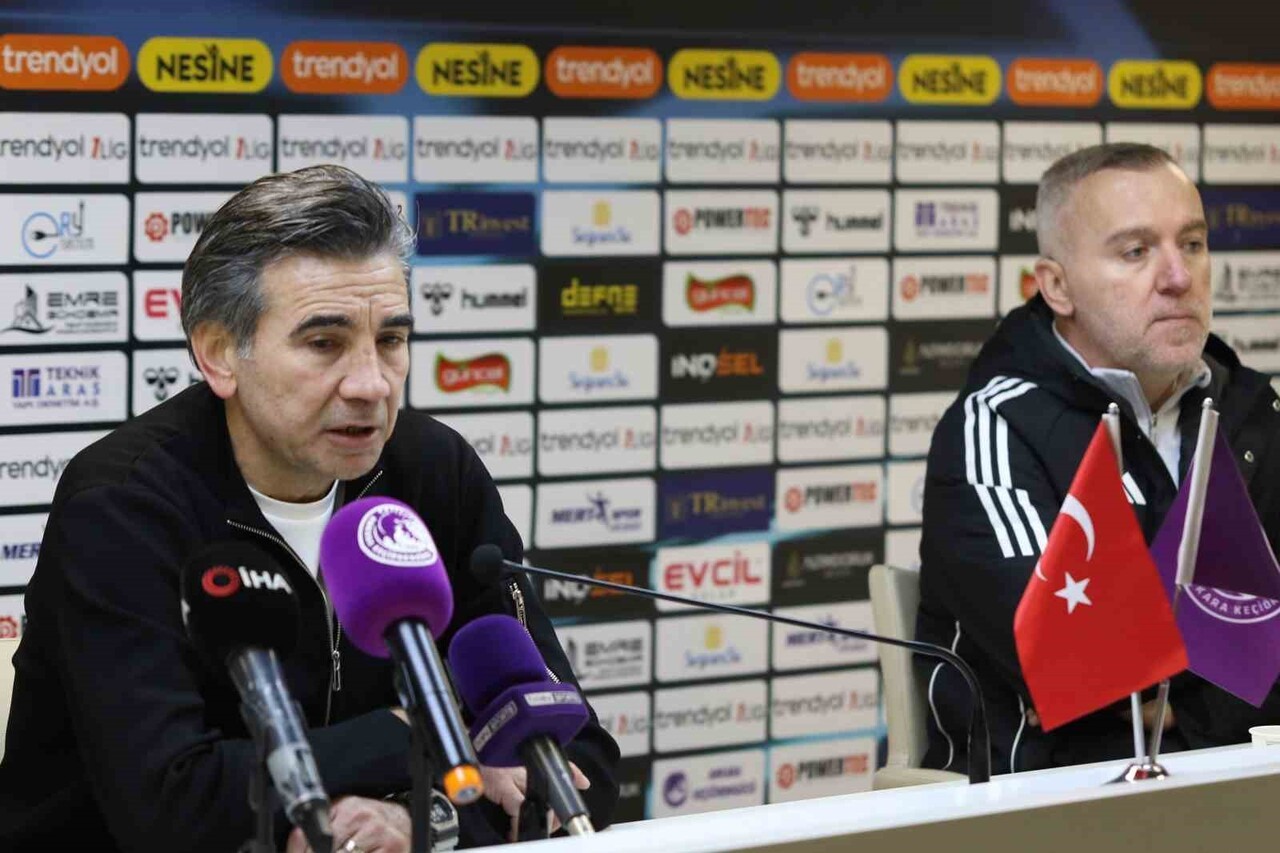 ESENLER EROKSPOR TEKNİK DİREKTÖRÜ OSMAN ÖZKÖYLÜ, ANKARA KEÇİÖRENGÜCÜ MAÇINDA OYUNUN KONTROLÜNÜN...