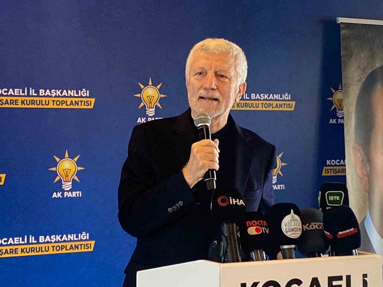 ESKİ BAKAN OSMAN PEPE KONUŞMA YAPTI