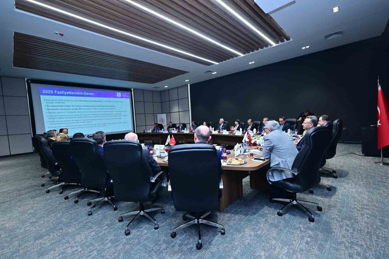 ESKİŞEHİR'DE DÜZENLENEN SANAYİ VE TEKNOLOJİ İŞ BİRLİĞİ KURULU (SANTEK) TOPLANTISI, VALİ HÜSEYİN...