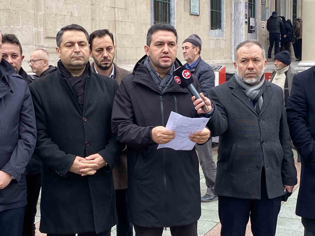 ESKİŞEHİR'DE FİLİSTİN İÇİN BARIŞÇIL 'ŞAHİTLİK' ÇAĞRISINI YİNELEDİKLERİNİ SÖYLEYEN TÜGVA İL...