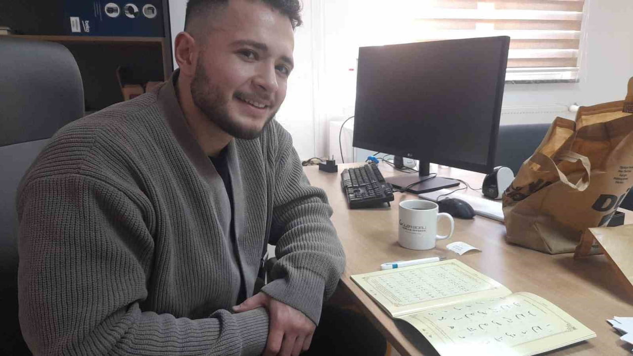 ESKİŞEHİR ODUNPAZARI MÜFTÜLÜĞÜNE BAĞLI KOBİ CAMİ ÇALIŞAN GENÇLİK GRUBU'NDA KUR’AN DERSLERİ...