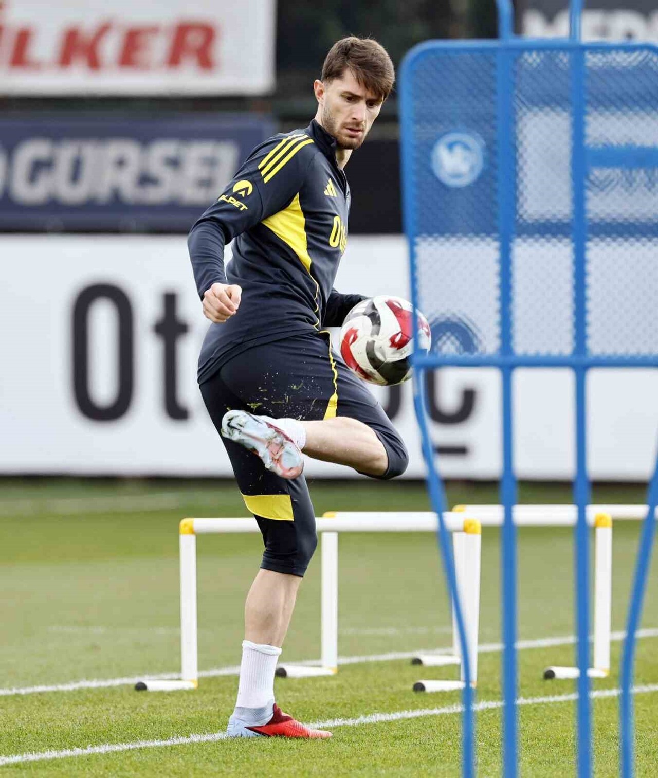 FENERBAHÇE, 20 ARALIK CUMARTESİ GÜNÜ SAAT 17.00’DE EYÜPSPOR İLE ATATÜRK OLİMPİYAT STADYUMU’NDA...