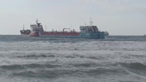 Florya açıklarında Azerbaycan ve Türk bandıralı iki tankerden acil durum çağrısı geldi. Olay...