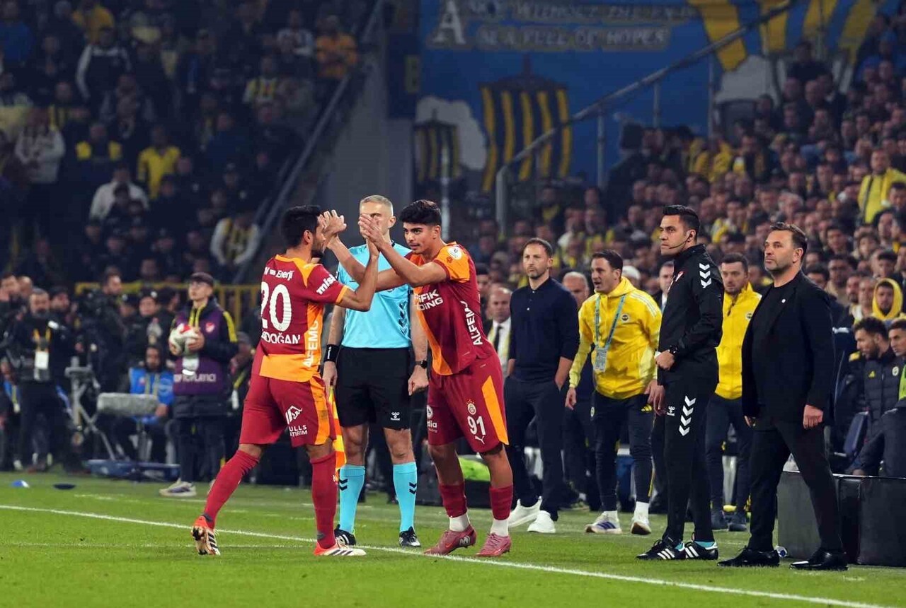 GALATASARAY'IN YENİ TRANSFERLERİNDEN UĞURCAN ÇAKIR, LEROY SANE VE İLKAY GÜNDOĞAN, İLK KEZ...