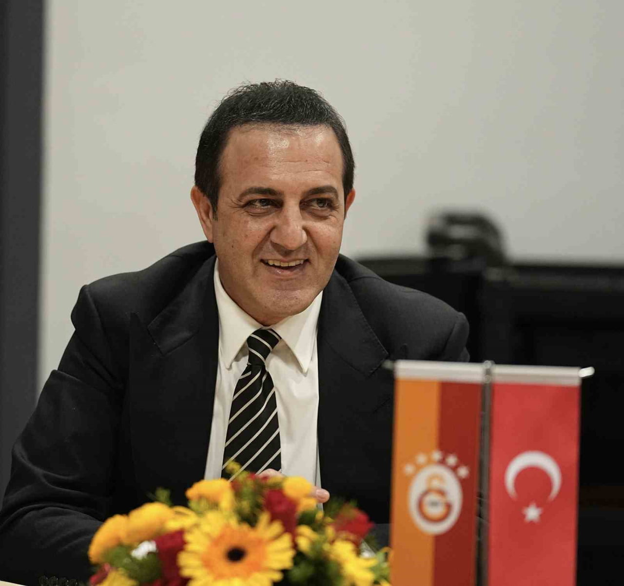 GALATASARAY SPORTİF AŞ BAŞKAN VEKİLİ ABDULLAH KAVUKCU, TRANSFER ÖNCELİKLERİNİN ORTA SAHA OLDUĞUNU...