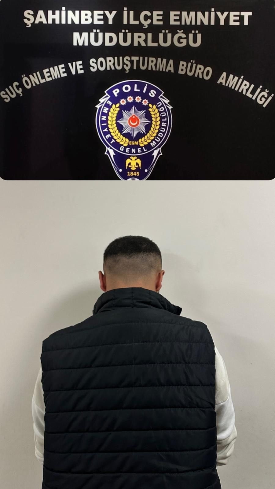 GAZİANTEP'TE DÜĞÜN MERASİMİNDE HAVAYA ATEŞ ETTİĞİ TESPİT EDİLEN ŞAHIS, POLİS EKİPLERİNCE...