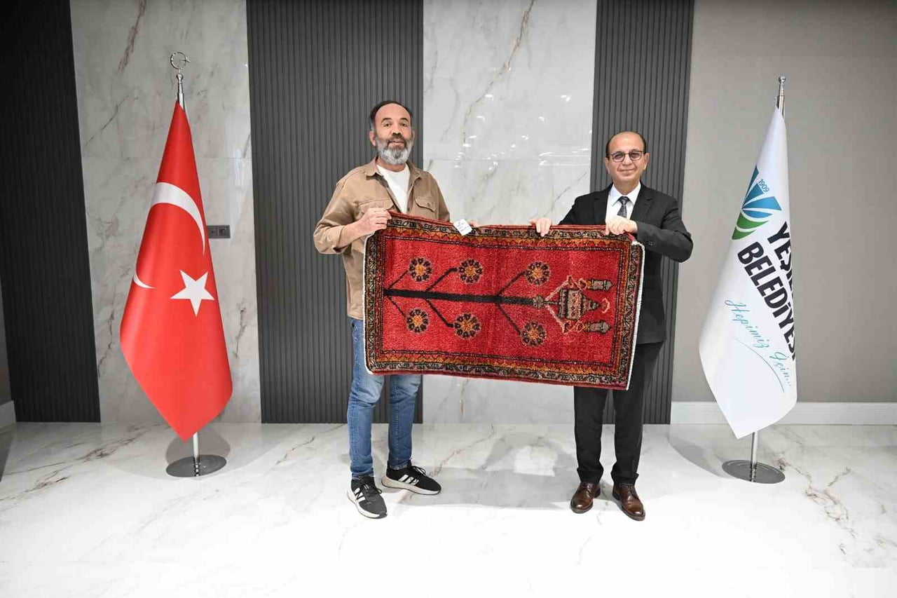 ‘GENÇLİK VE AİLEM’ TEMALI ÖDÜLLÜ 1. KISA FİLM YARIŞMASININ ÖDÜL TÖRENİNE KATILMAK ÜZERE MALATYA’YA...