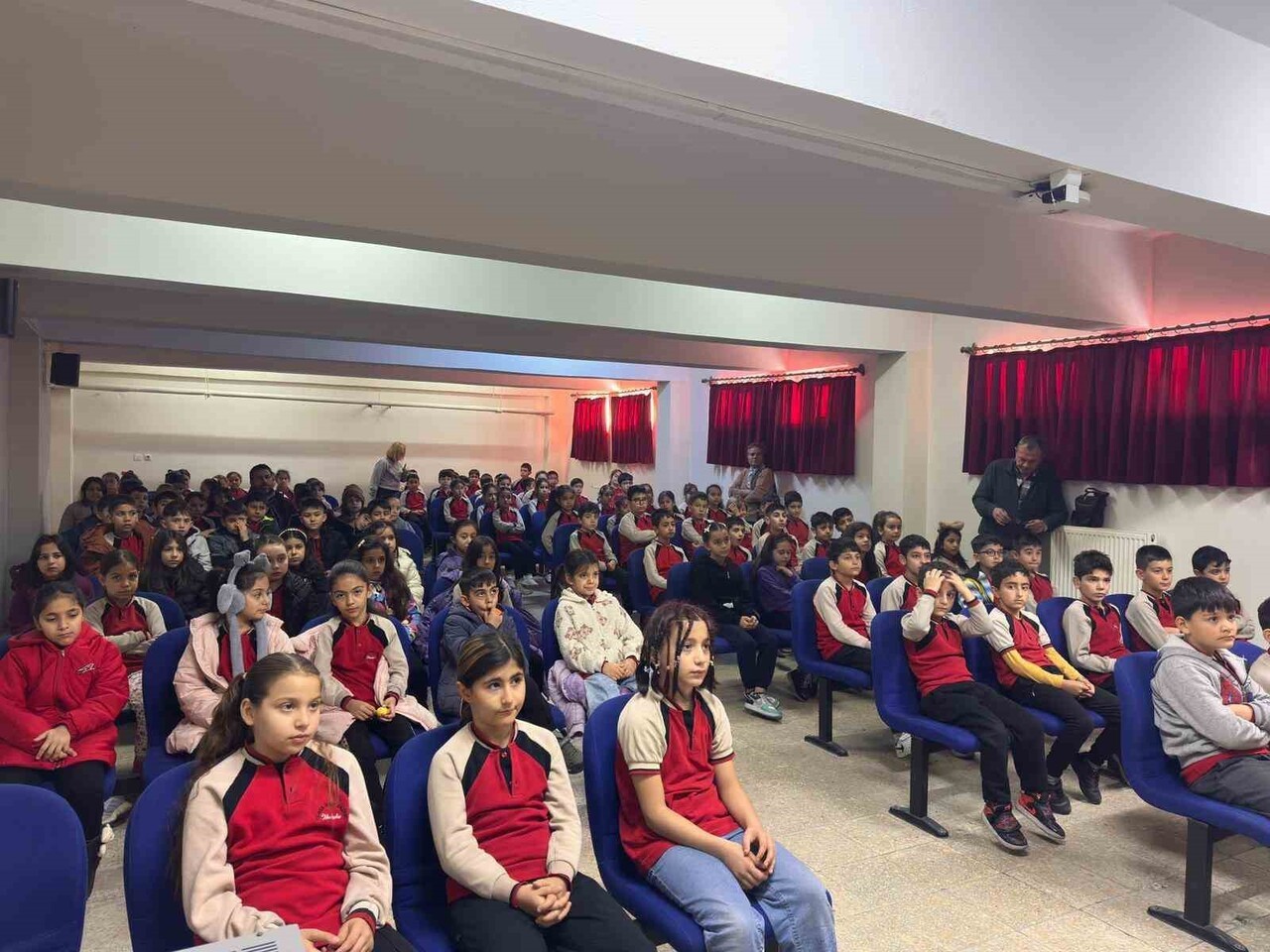 GENÇLİK VE SPOR BAKANLIĞI TARAFINDAN SPORUN TABANA YAYILMASI VE GELECEĞİN MİLLİ SPORCULARININ...