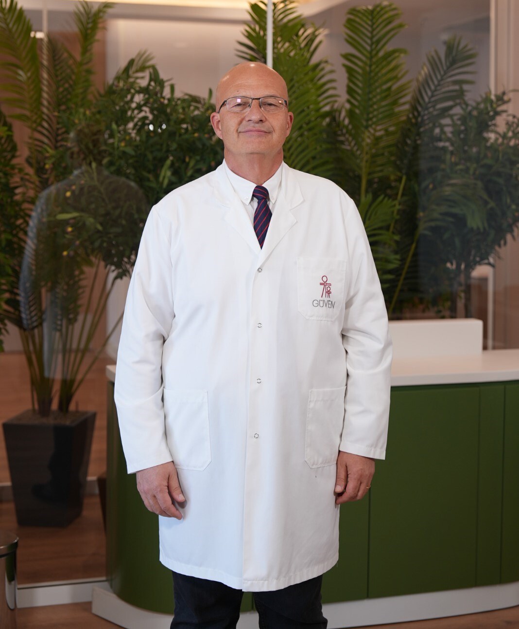 GENEL CERRAHİ UZMANI DR. HAKAN GÖKBAYIR