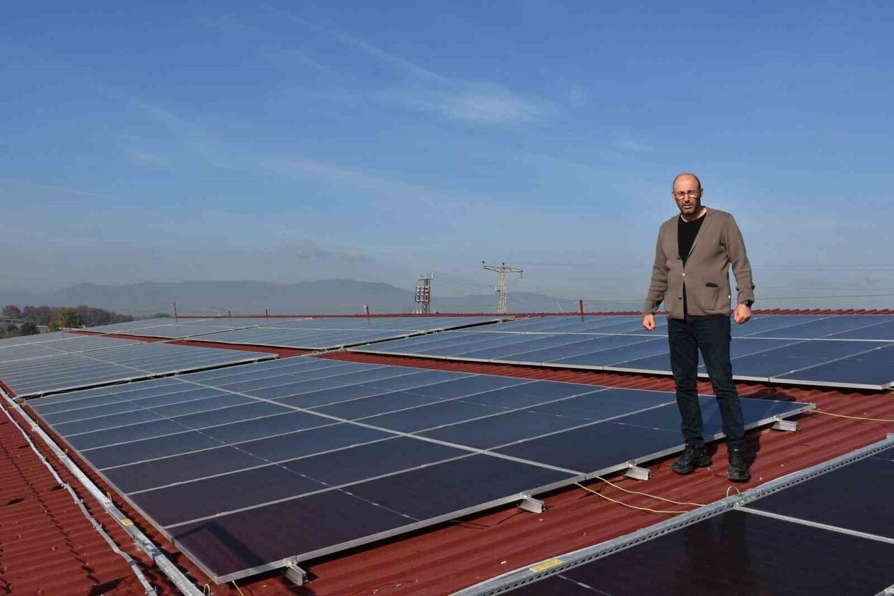 GERMENCİK BELEDİYE BAŞKANI BURAK ZENCİRCİ, BELEDİYENİN ENERJİ GİDERLERİNİ SIFIRLAYACAK GÜNEŞ...