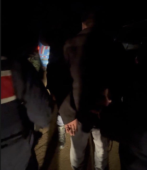 GÖNEN VE MANYAS SINIRINDA ODUN HIRSIZLIĞINA SUÇÜSTÜ