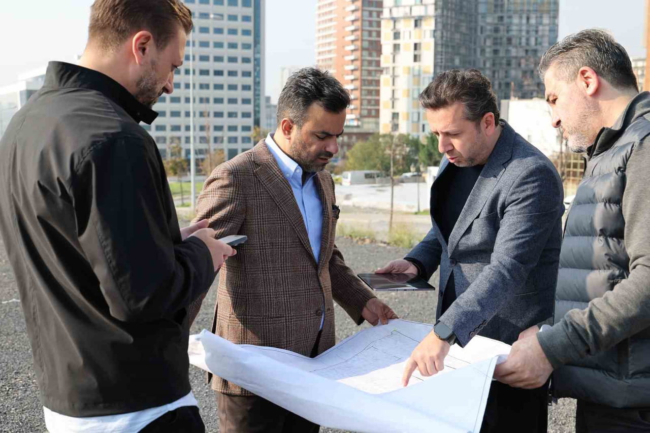 GÖREVDE OLDUĞU BİR YILLIK SÜREÇTE MAHALLE BAHÇELERİ’NDEN ÜCRETSİZ OTOPARKLARA SOSYAL TESİSLERDEN...