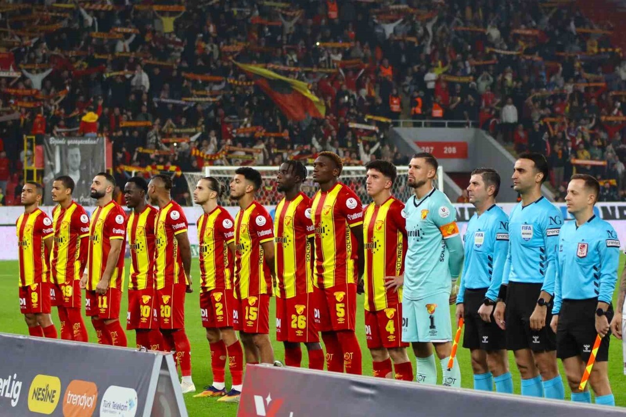 GÖZTEPE, TRENDYOL SÜPER LİG’İN 15. HAFTASINDA TRABZONSPOR’A MAĞLUP OLARAK 4 MAÇLIK YENİLMEZLİK...