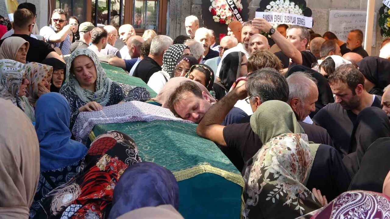 GÜLŞAH KARAMAN KIYAK VE ÇOCUĞUNUN CENAZE TÖRENİ (ARŞİV)