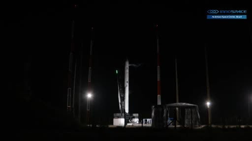 Güney Kore'nin özel sektör tarafından geliştirilen ilk ticari uzay roketi Hanbit-Nano'nun...