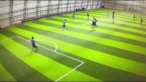 Halı sahadaki tekme tokatlı kavga kamerada