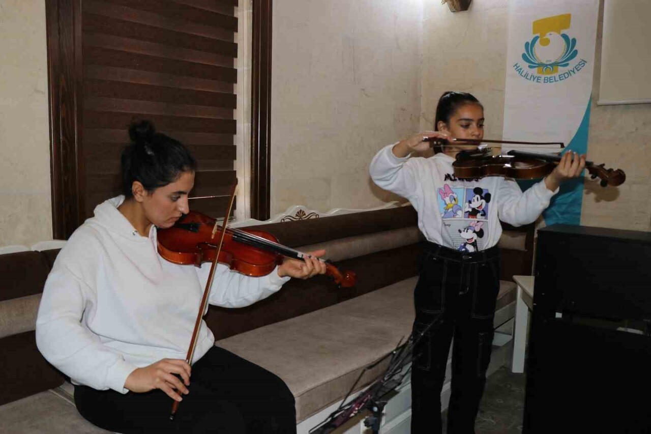 HALİLİYE BELEDİYESİ’NİN KÜLTÜR VE SANAT KURSLARINA İLGİ