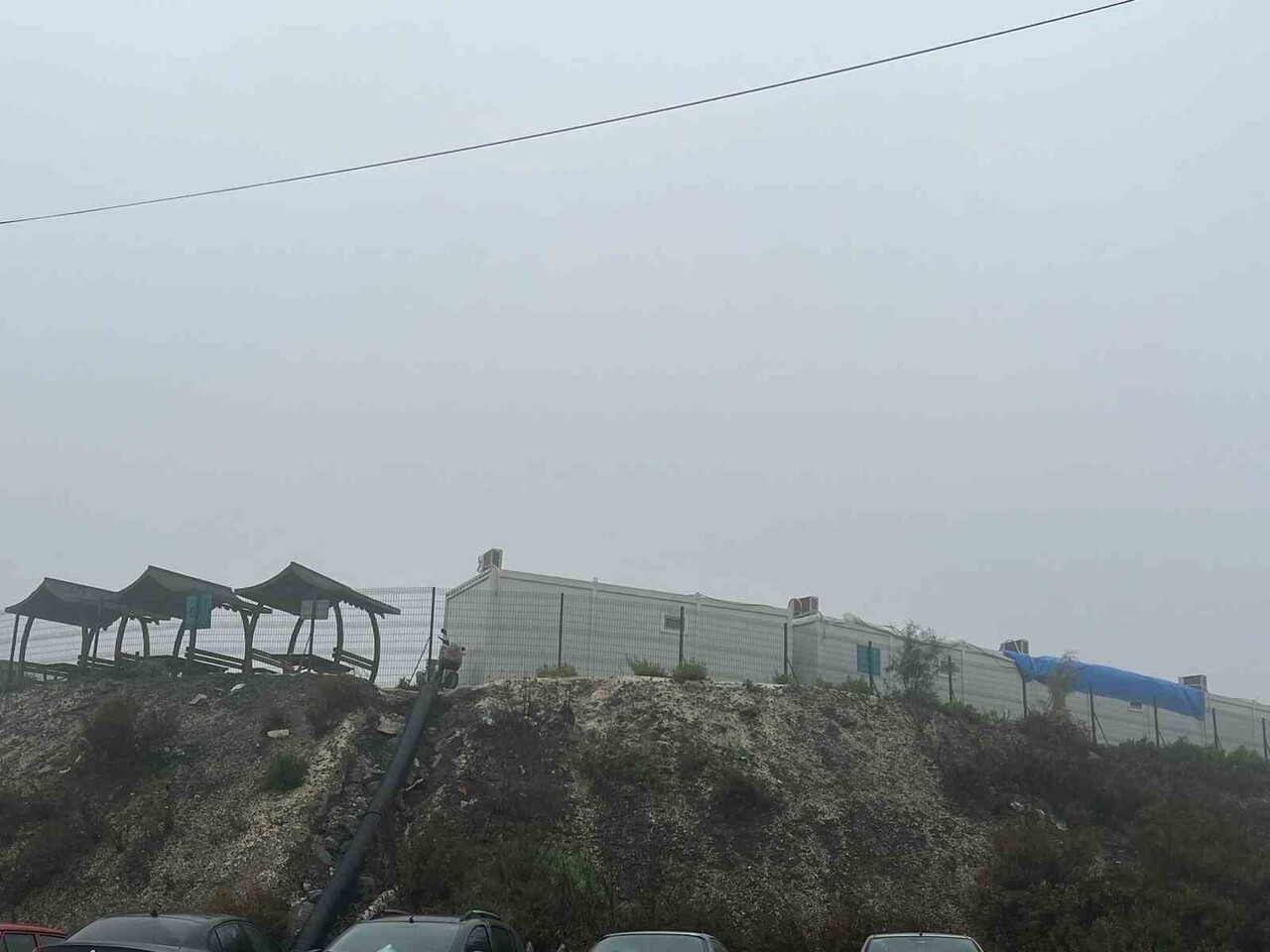 HATAY'IN ANTAKYA İLÇESİNDE SABAH SAATLERİNDE ETKİLİ OLAN SİSLE GÖRÜŞ MESAFESİ 50 METREYE KADAR...