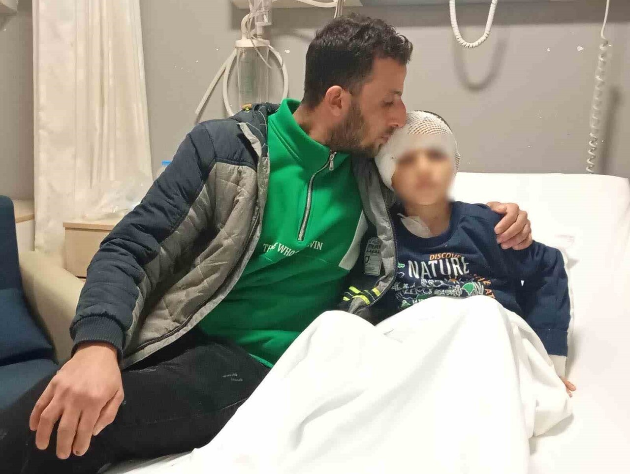 HATAY'IN REYHANLI İLÇESİNDE 2 GÜNDÜR KAYIP OLARAK ARANAN VE DAYISI TARAFINDAN TAŞLA BAŞINDAN...