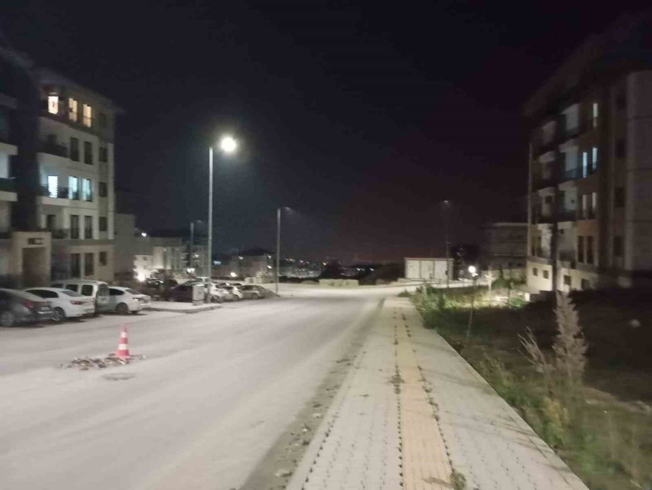 HATAY'IN SAMANDAĞ İLÇESİNDE 3,6 BÜYÜKLÜĞÜNDE DEPREM MEYDANA GELDİ.