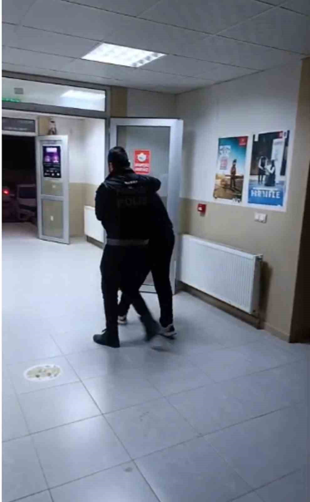 HATAY’DA 19 YIL 2 AY HAPİS CEZASI İLE ARANAN ŞAHIS YAKALANDI