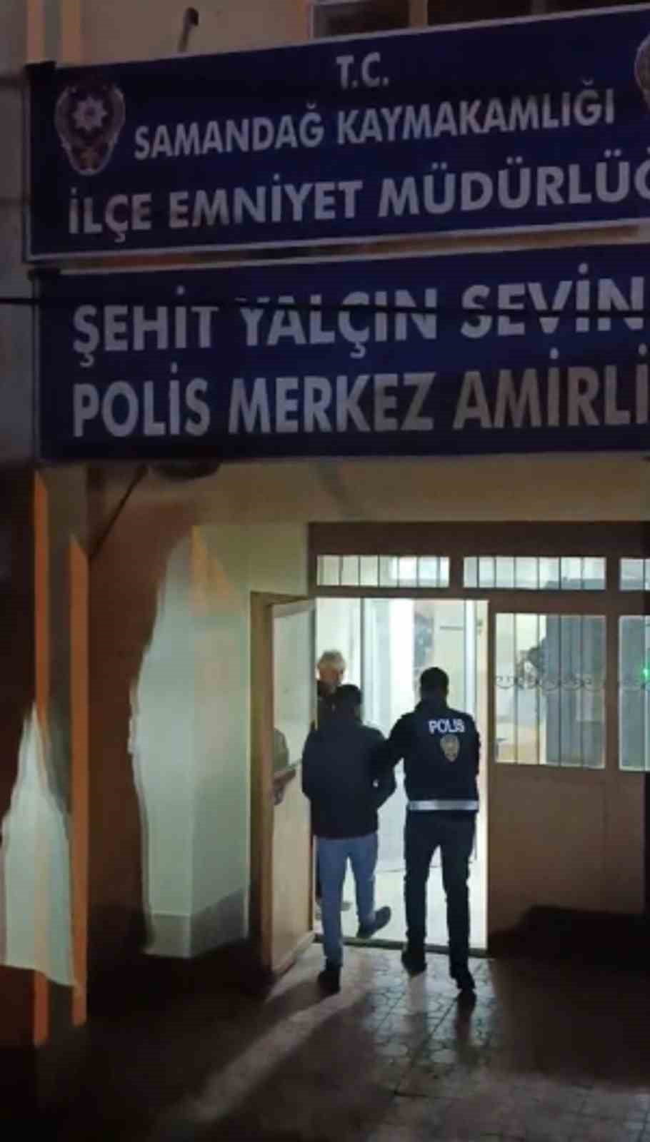 HATAY’DA 30 YIL 2 AY 8 GÜN HAPİS CEZASI İLE ARANAN ŞAHIS YAKALANDI