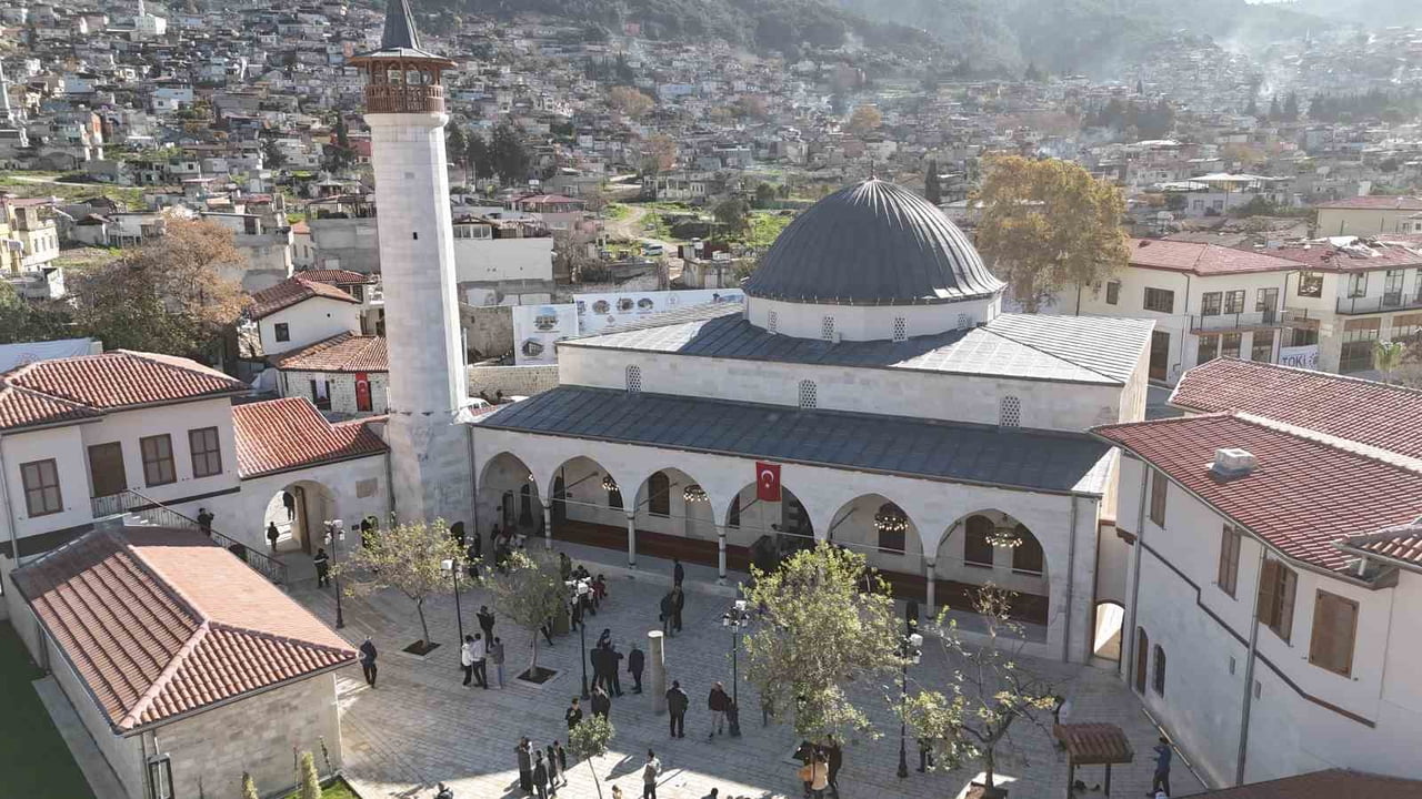 HATAY’DA ASRIN FELAKETİNDE YIKILAN VE İNŞA ÇALIŞMALARIYLA BİRLİKTE AÇILIŞINI CUMHURBAŞKANI RECEP...