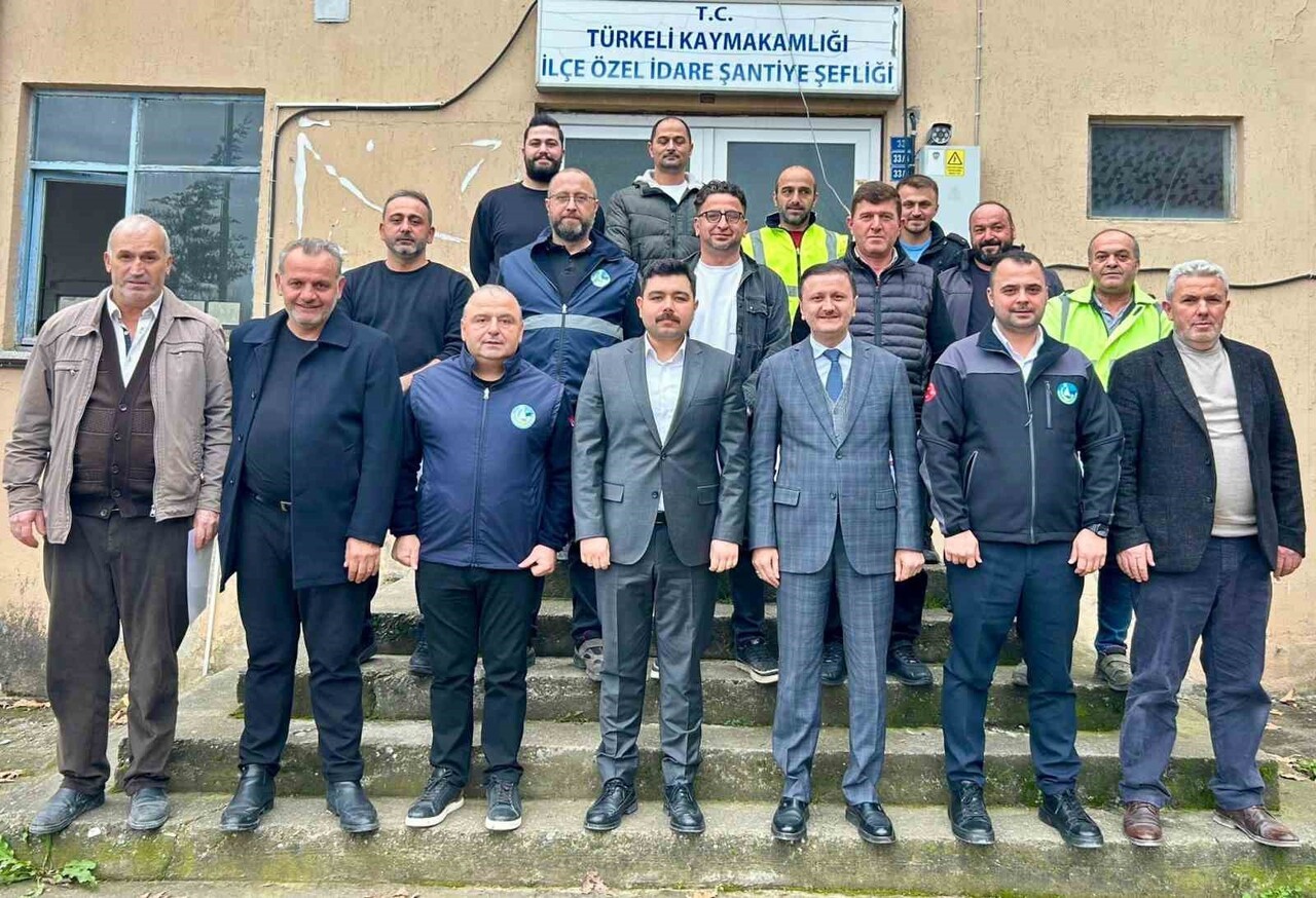 HATIRA FOTOĞRAFI ÇEKTİRİLDİ