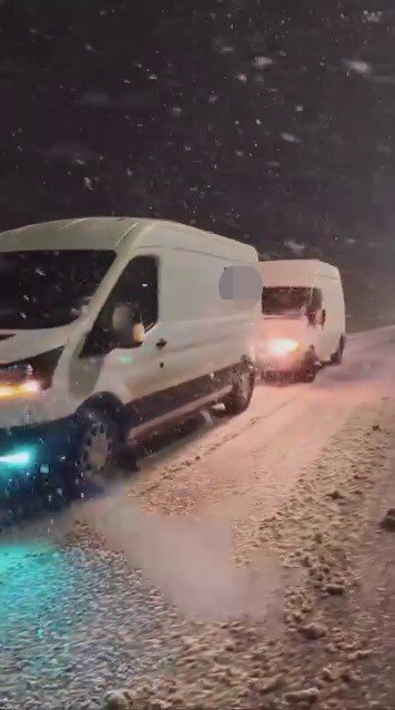 HAVA SICAKLIKLARININ DÜŞMESİ İLE BİRLİKTE SİVAS’TA AKŞAM SAATLERİNDE BAŞLAYAN YAĞMUR, YÜKSEK...