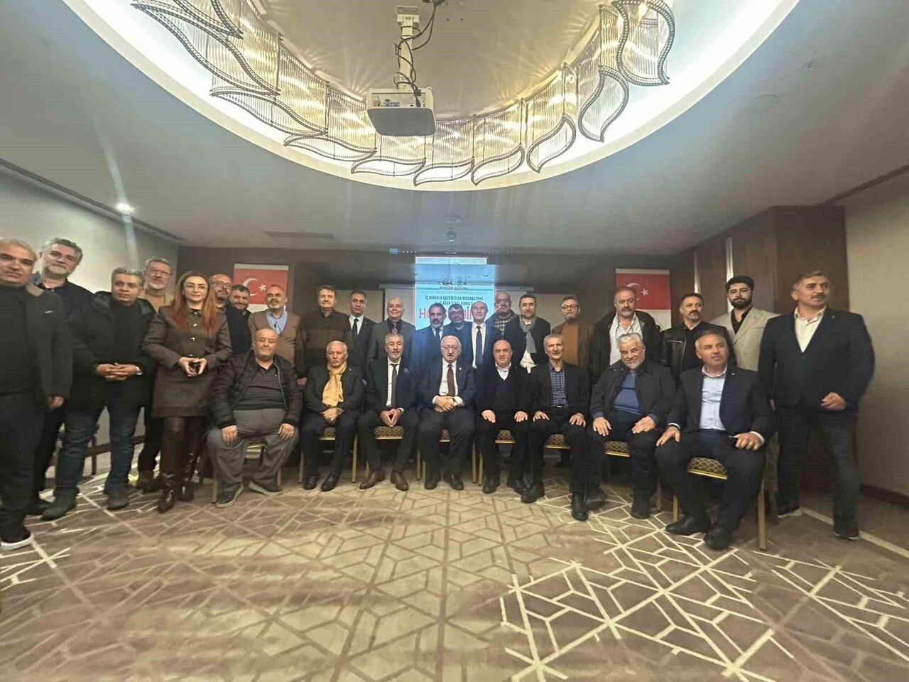 İÇ ANADOLU GAZETECİLER FEDERASYONU (İGF) GENEL KURULU GERÇEKLEŞTİRİLDİ. YENİ BAŞKAN OSMAN KOCA...