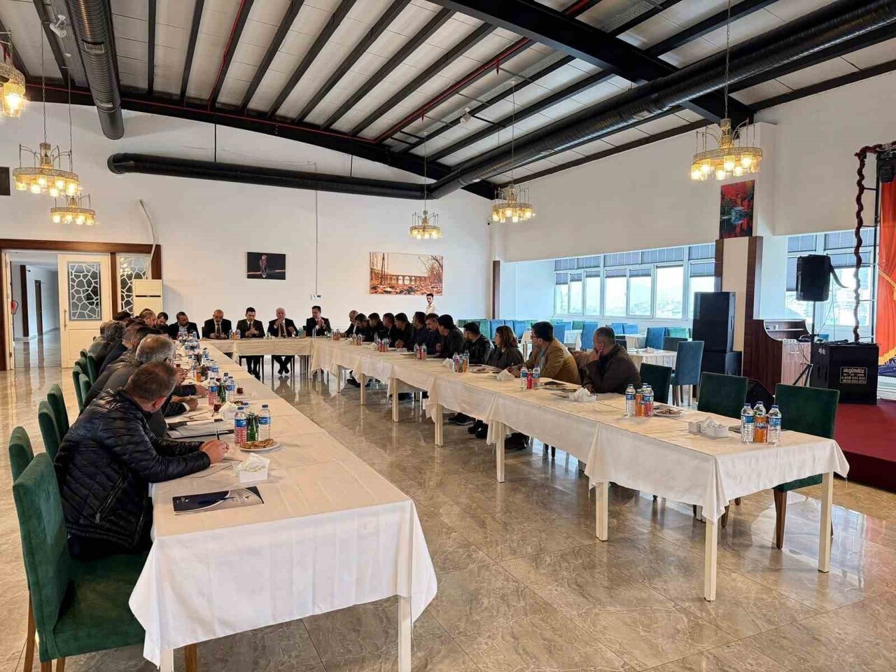 İÇERDİĞİ MİNARELER AÇISINDAN TÜRKİYE'DE BİRİNCİ, DÜNYA GENELİNDE İKİNCİ SIRADA BULUNAN...