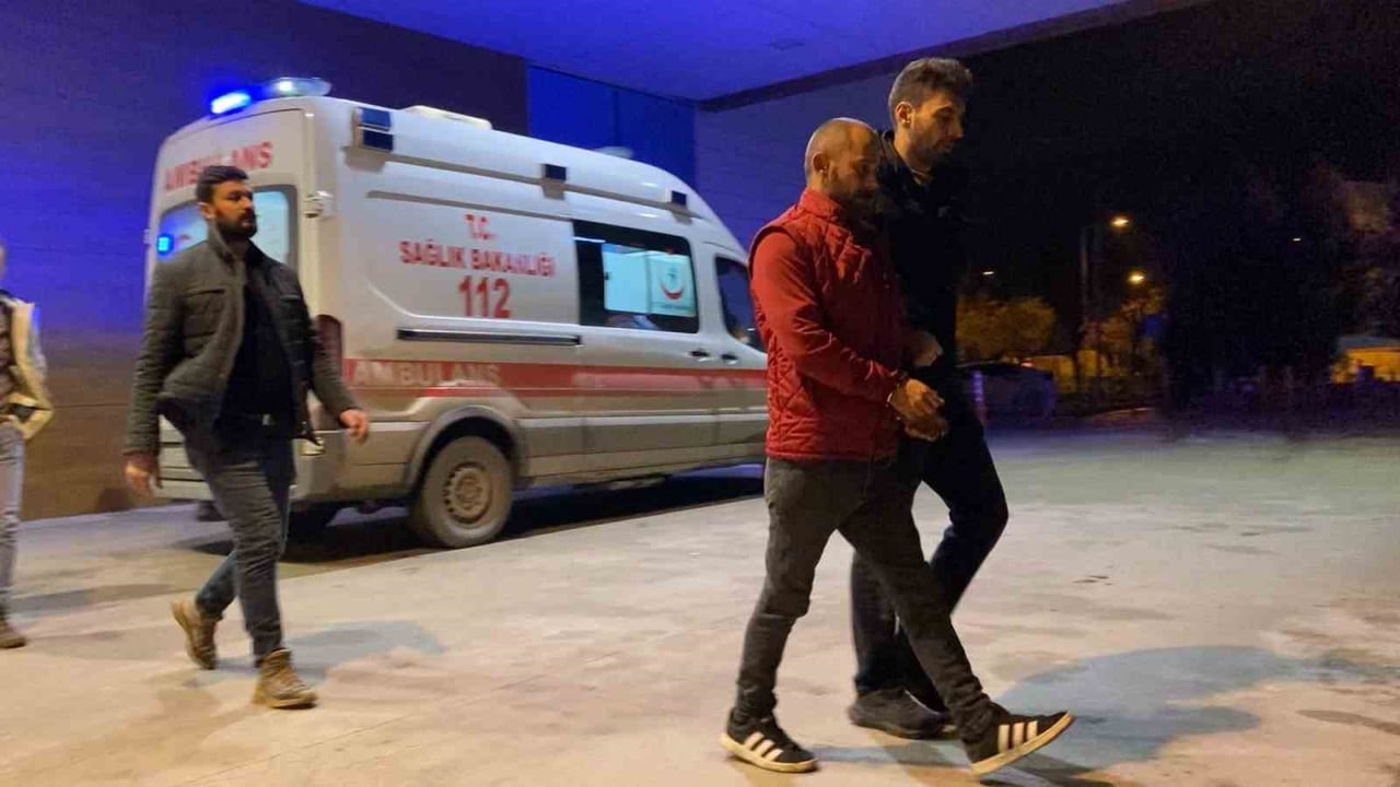 İNEGÖL’DE 6 YIL HAPİS CEZASI BULUNAN AZILI SUÇLU BARAKADA YAKALANDI