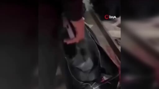 İran'ın Kirman eyaletine bağlı Fehrec ilçesinde güvenlik kontrol noktasına düzenlenen silahlı...