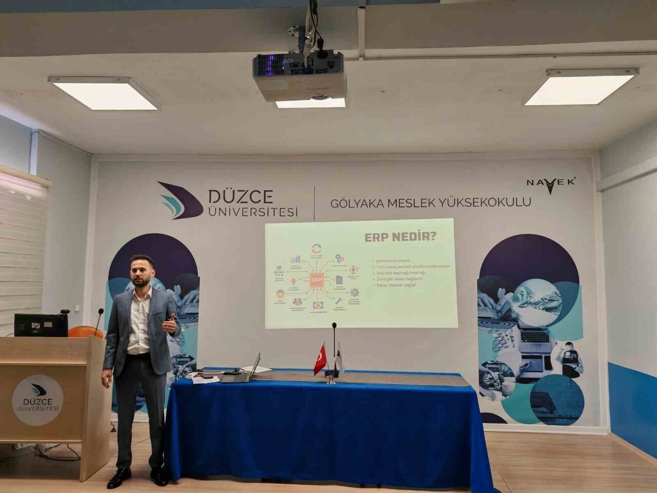 İŞ ANALİSTİ ABDULLAH ÖZTÜRK ERP’NİN SABİT BİR SİSTEM OLMADIĞINI, SÜREKLİ GELİŞTİRİLMESİ...