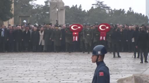 İsmet İnönü, ölümünün 52’nci yılında mezarı başında anıldı