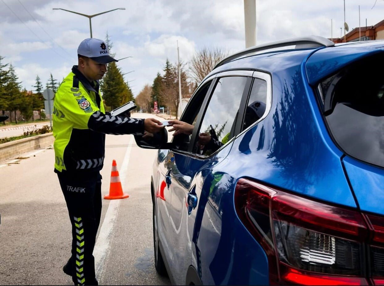 ISPARTA İL EMNİYET MÜDÜRLÜĞÜ EKİPLERİNCE SON 1 HAFTADA GERÇEKLEŞTİRİLEN DENETİMLERDE ON BİNLERCE...