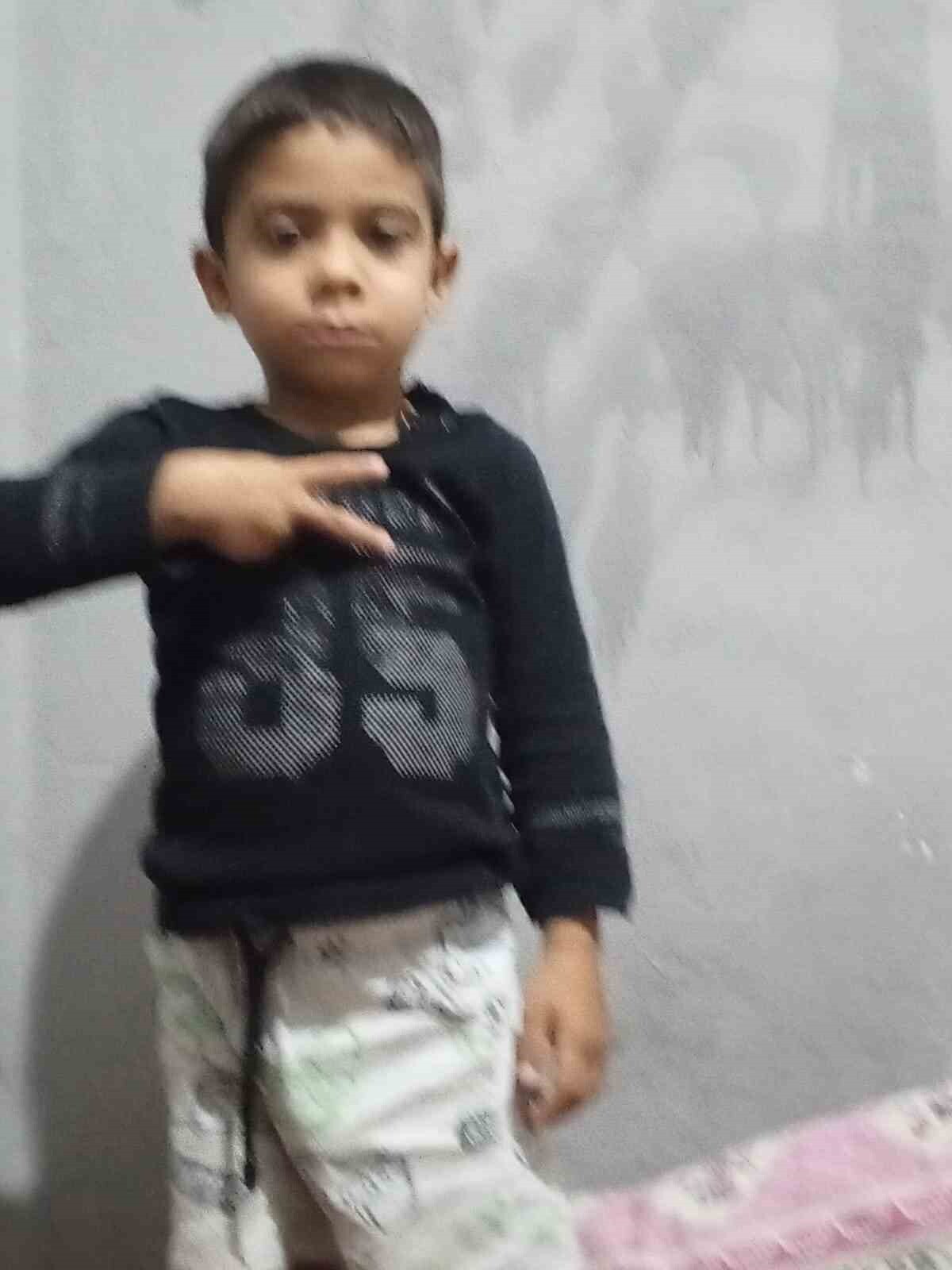 İSTANBUL PENDİK’TE ÖNCEKİ GECE SAATLERİNDE ÇIKAN YANGINDA HAYATINI KAYBEDEN 3 ÇOCUĞUN CENAZESİ...