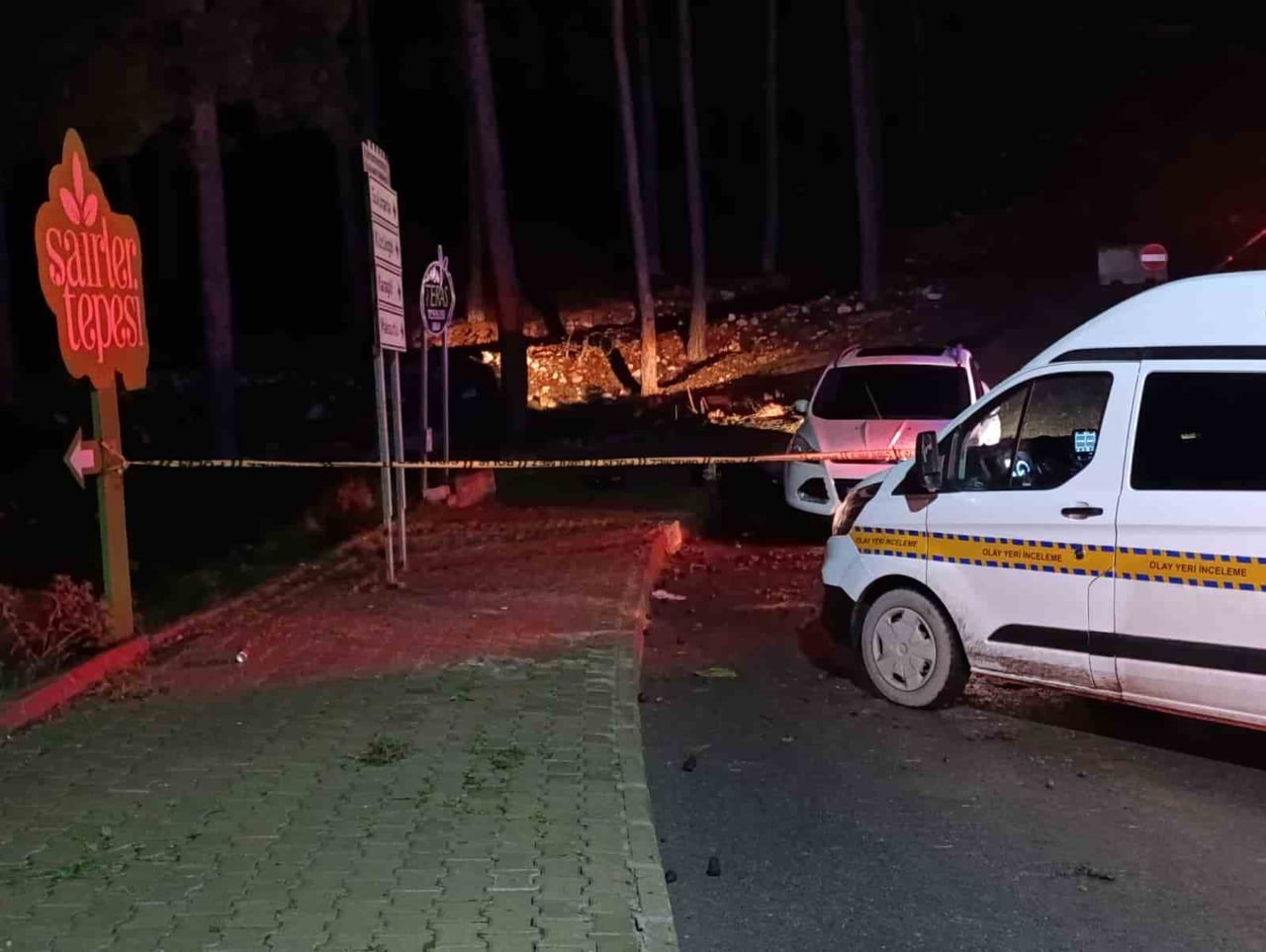 KAHRAMANMARAŞ'IN ONİKİŞUBAT İLÇESİNDEKİ ORMANLIK ALANDA 20 YAŞINDAKİ GENÇ ÖLÜ OLARAK...