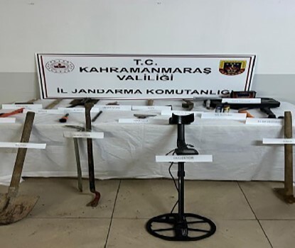 KAHRAMANMARAŞ'TA KAÇAK KAZIYA YÖNELİK DÜZENLENEN OPERASYONDA 11 KİŞİ YAKALANDI.