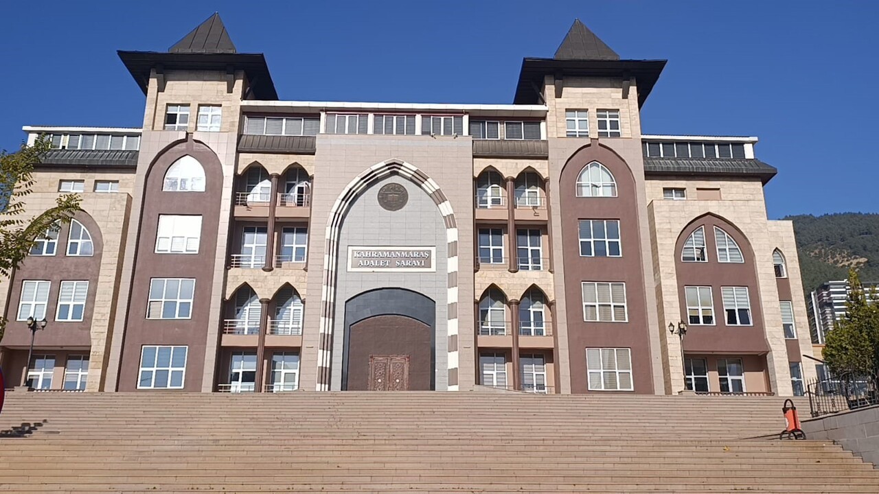 KAHRAMANMARAŞ’TA 6 ŞUBAT DEPREMLERİNDE YIKILARAK 35 KİŞİNİN HAYATINI KAYBETTİĞİ EZGİ APARTMANI’NA...